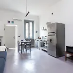 Stylish Industrial Flat Apartmán Milán