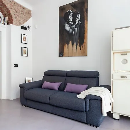 Stylish Industrial Flat * מילאנו