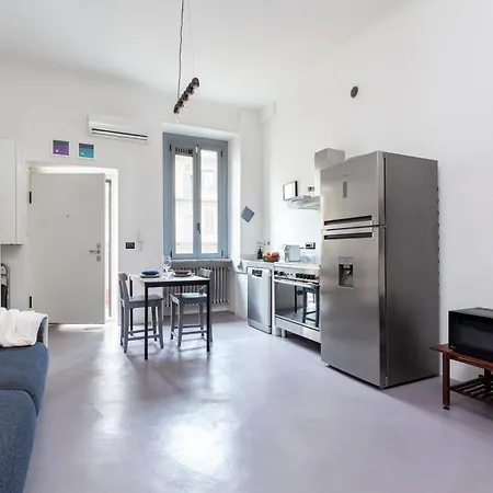 Stylish Industrial Flat דירה מילאנו